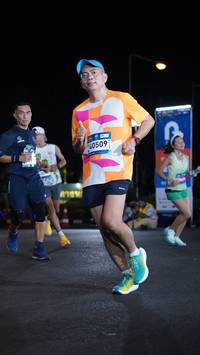 BIB: 40509
                            <button type="button" onclick="openModal(23077970)" class="btn btn-primary btn-sm float-right btn-popup" data-toggle="modal" data-target=".modal-high-quality">
                        <i class="fas fa-shopping-cart"></i> Add to Cart
                    </button>
                                            <button type="button" onclick="isThisMe(23077970, true)" class="btn btn-success btn-sm float-right btn-popup btn-isme hidden" data-toggle="tooltip" data-placement="bottom" title="นี่คือรูปของคุณใช่ไหม คลิกที่นี่เพื่อเอาเข้าอัลบั้ม">
                        <i class="fas fa-plus"></i> Add to album
                    </button>
                    <button type="button" onclick="isThisMe(23077970, false)" class="btn btn-warning btn-sm float-right btn-popup btn-isnotme hidden">
                        <i class="fas fa-ban"></i> Remove from album
                    </button>